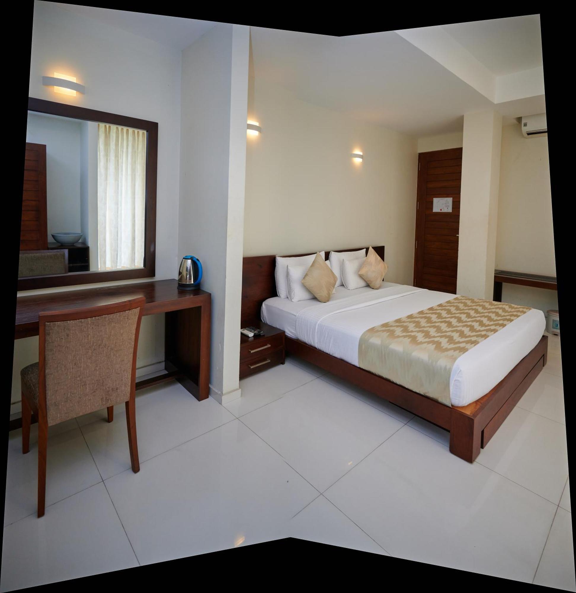 Kethumathee Hotel & Banquet Ratnapura Εξωτερικό φωτογραφία