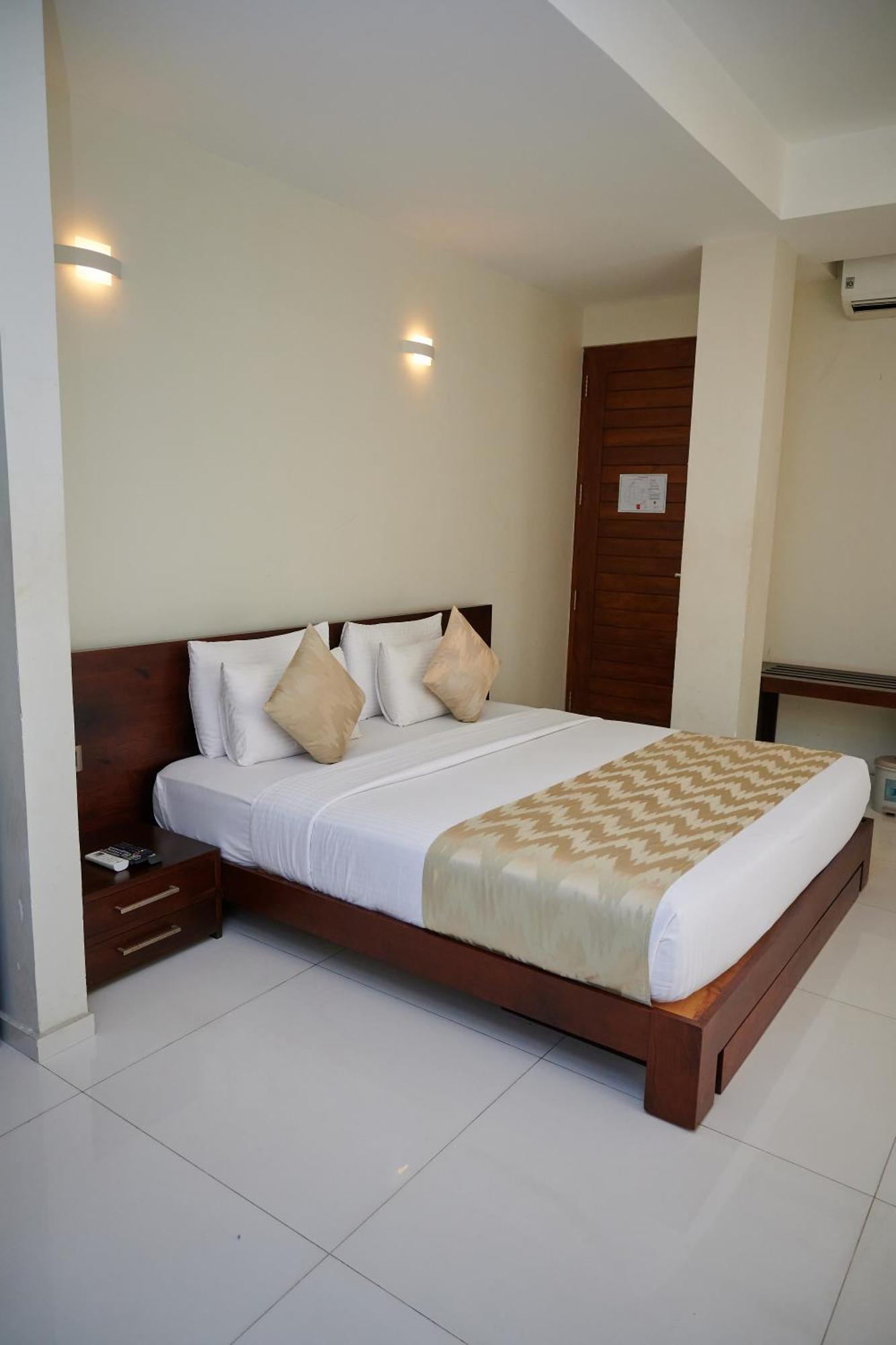 Kethumathee Hotel & Banquet Ratnapura Εξωτερικό φωτογραφία