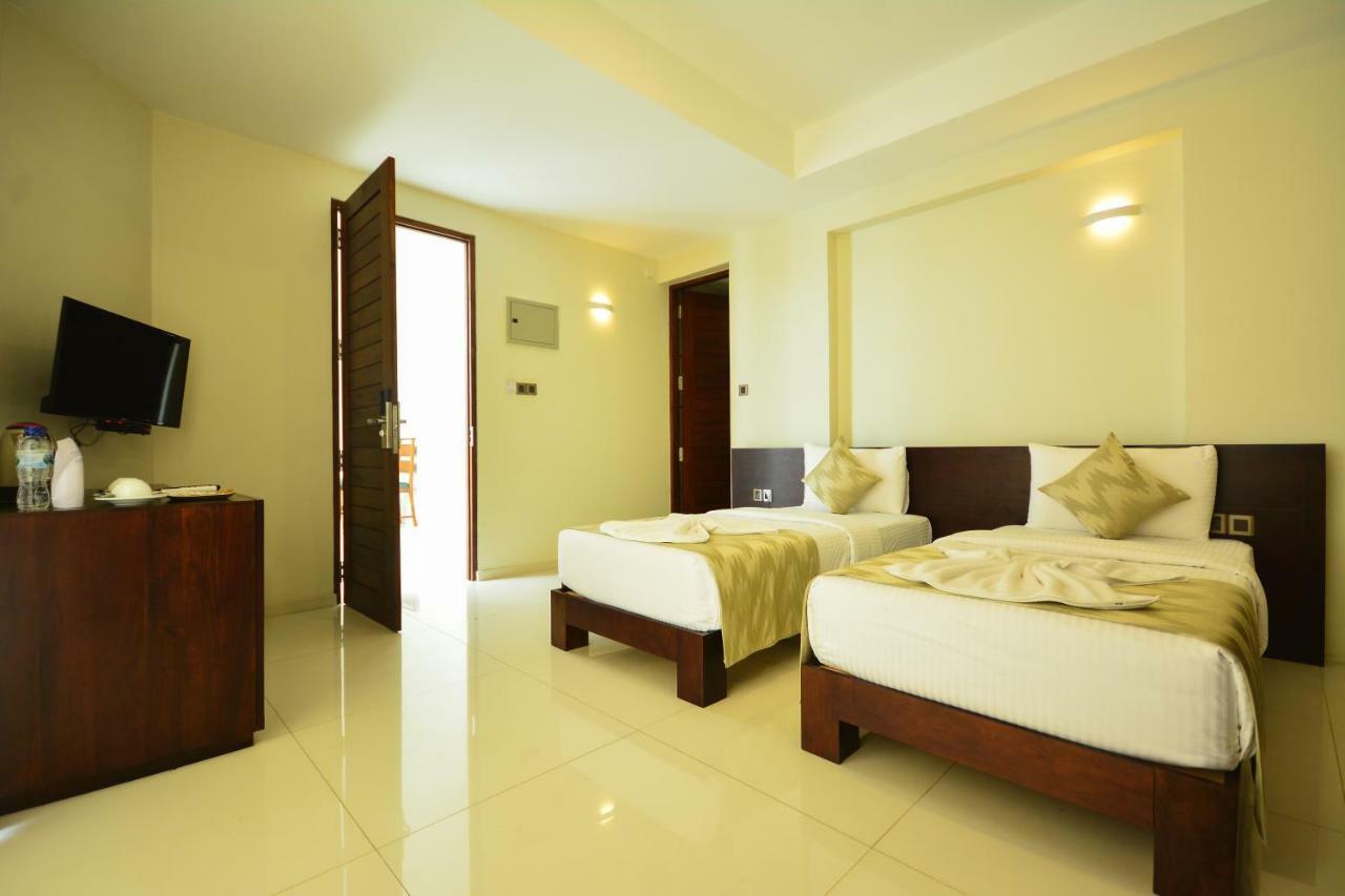 Kethumathee Hotel & Banquet Ratnapura Εξωτερικό φωτογραφία